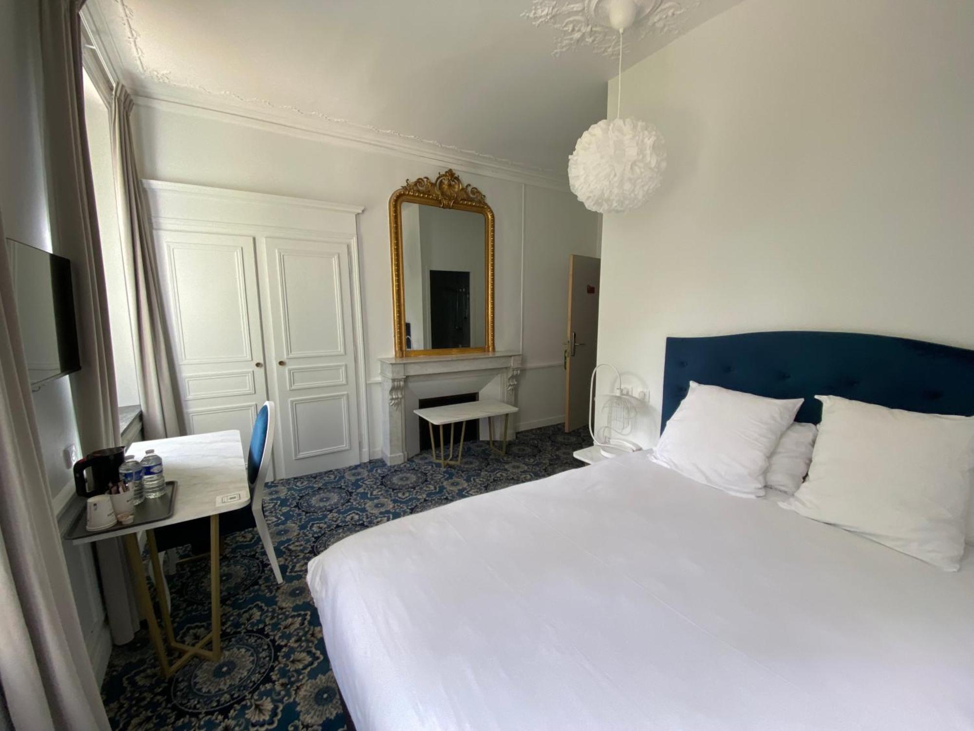 Logis Hotel Du Parc Pont-à-Mousson Esterno foto