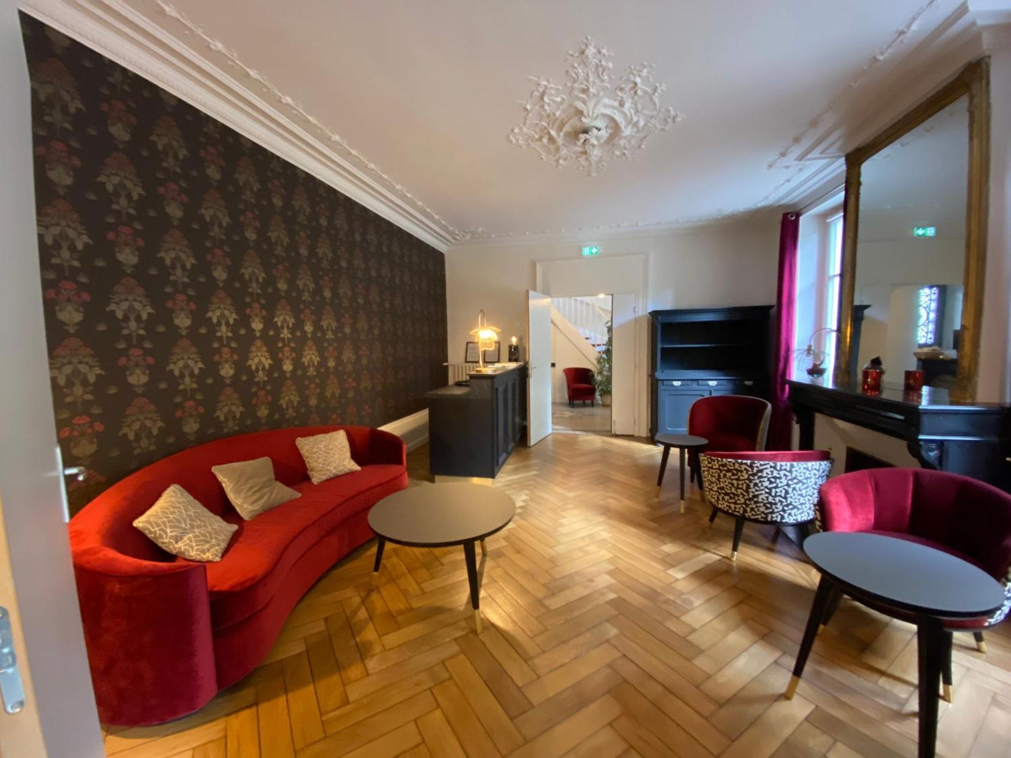 Logis Hotel Du Parc Pont-à-Mousson Esterno foto