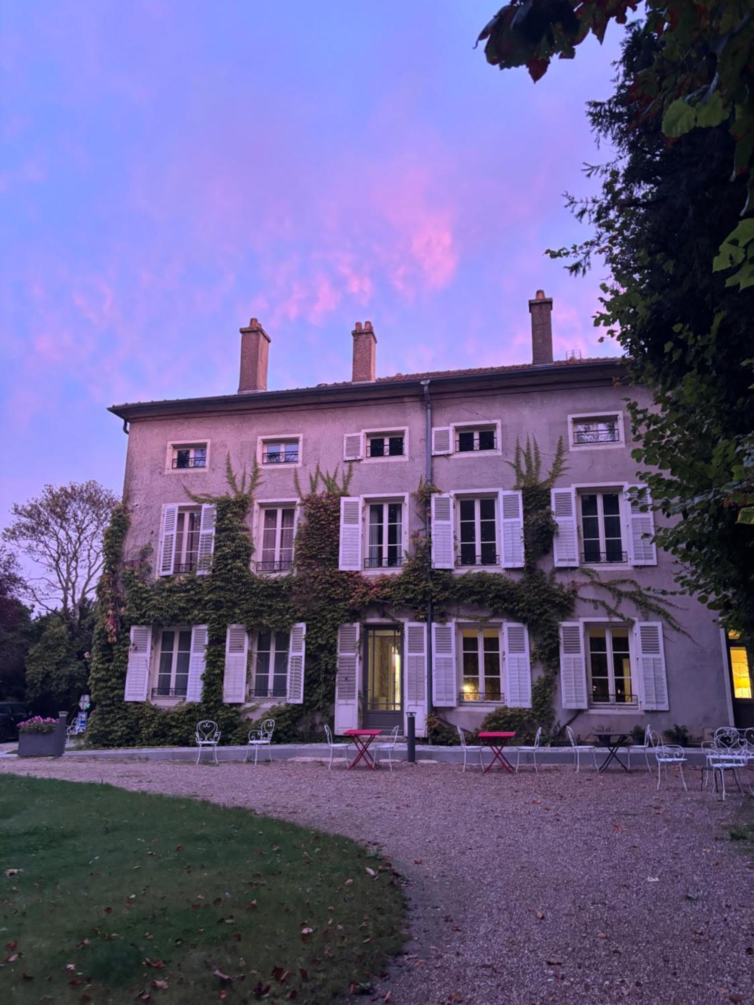 Logis Hotel Du Parc Pont-à-Mousson Esterno foto