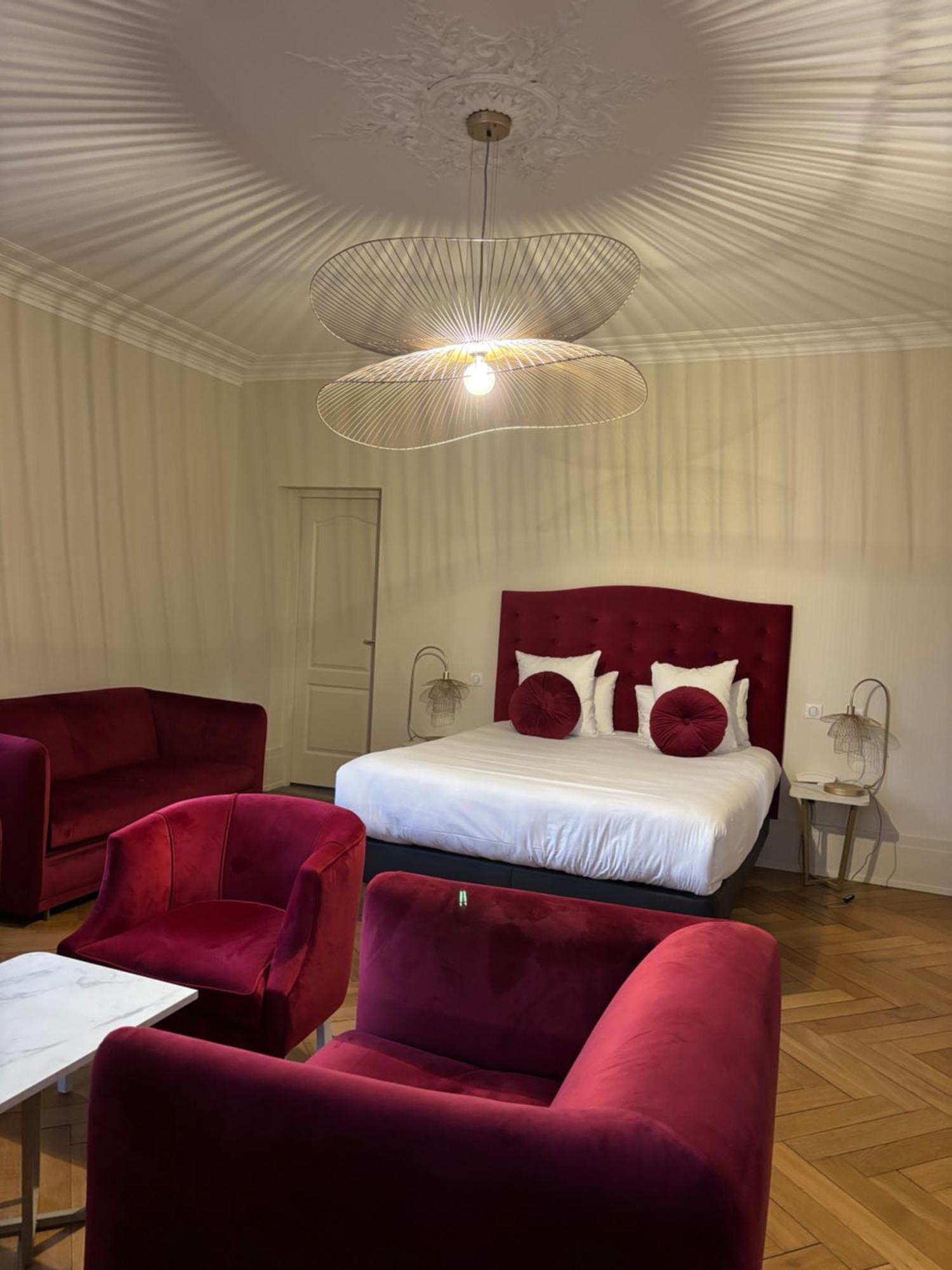 Logis Hotel Du Parc Pont-à-Mousson Esterno foto